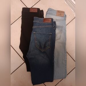 Hollister High-Rise Super Skinny Jeans - Black Denim Bundle Of 3